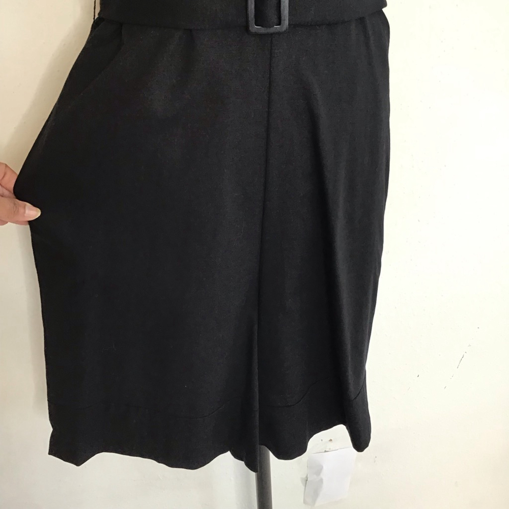 Ann Taylor Women Elegant Factory Black V-Neck Short Sleeve Jumpsuit Size 12 - Picture 9 of 16